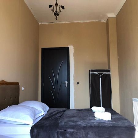 Lucky Family Hotel Tbilisi Luaran gambar