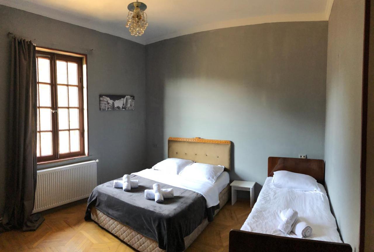 Lucky Family Hotel Tbilisi Luaran gambar